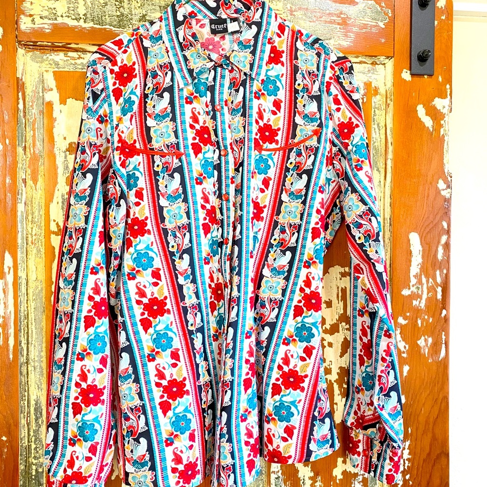 NWOT Cruel Girl. Button Down